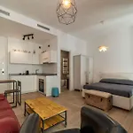Guesthost - Ostiense Modern Rom