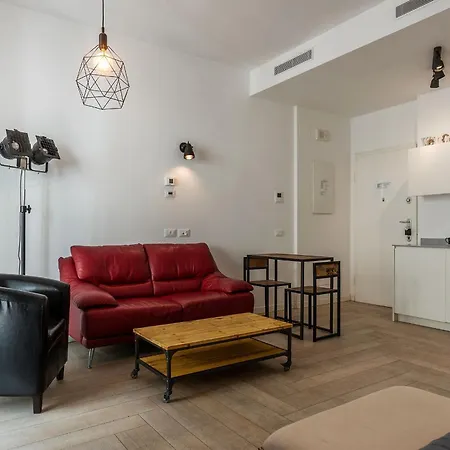 Guesthost - Ostiense Modern Daire Roma