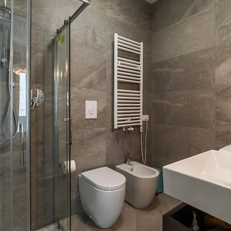 Guesthost - Ostiense Modern