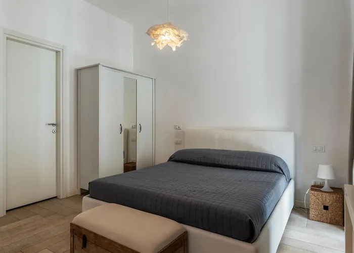 Guesthost - Ostiense Modern Lägenhet *
