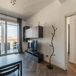 Guesthost - Ostiense Modern Apartamento Roma