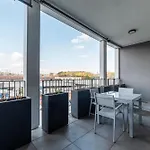 Guesthost - Ostiense Modern *